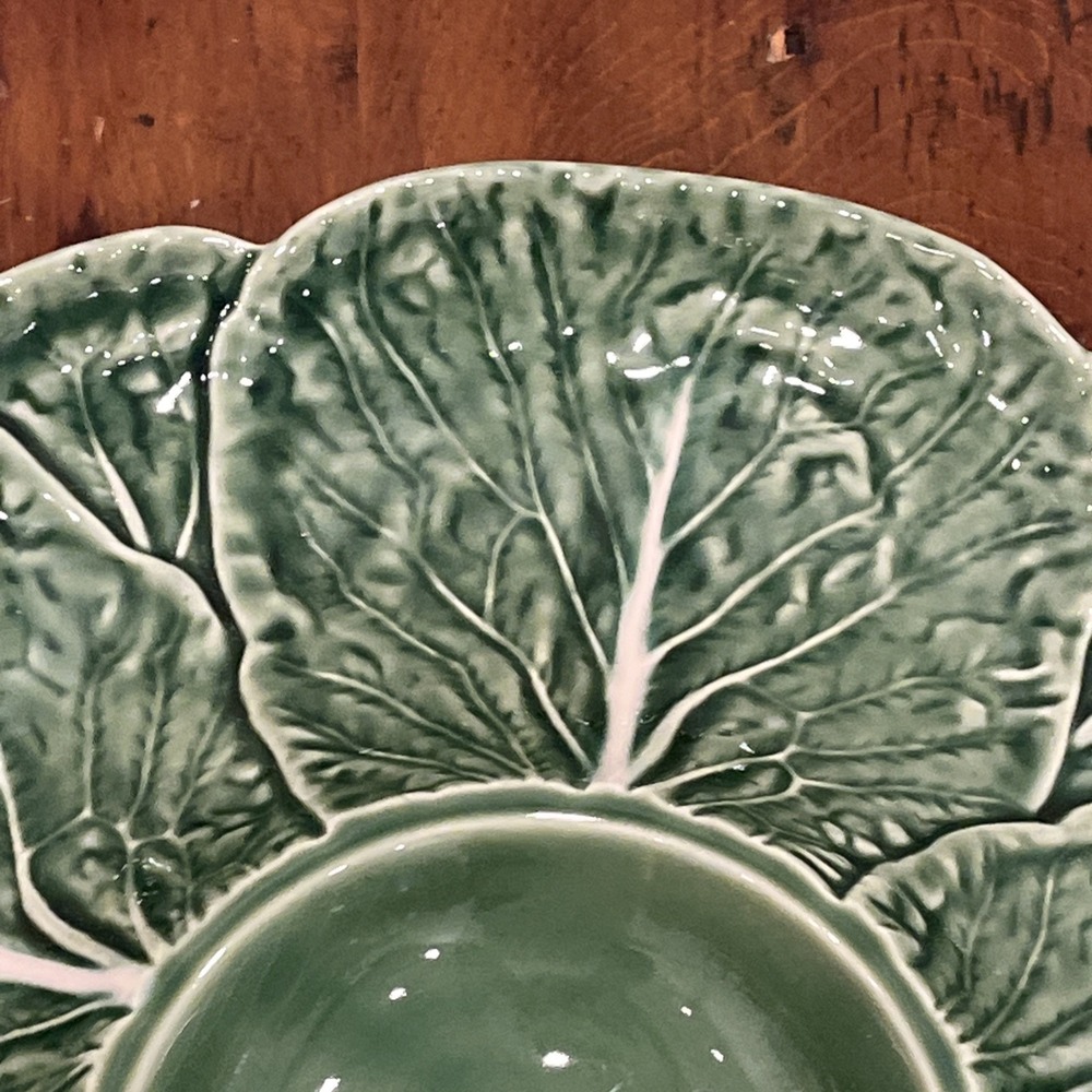 Vtg Bordallo Pinheiro Green Cabbage Leaf Dip Veggies Appetizers Serving Tray - Picture 4 of 9
